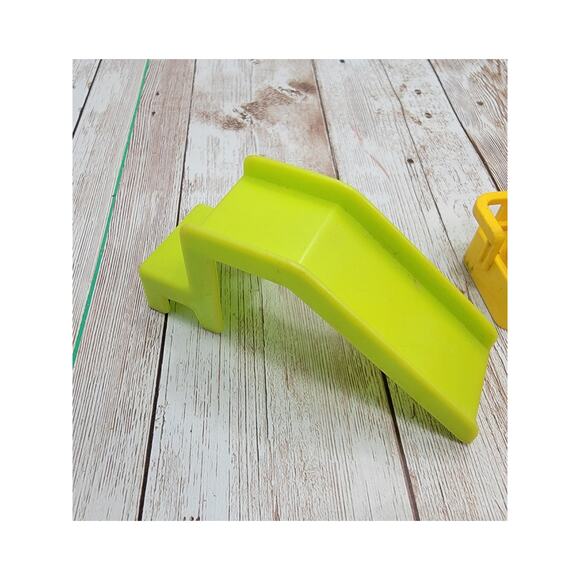 Vintage Fisher Price Little People Picnic Table Chairs, Slide & 2 Little People - Picture 6 of 7